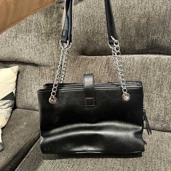 Guess shoulder tote black, with 3 compartment, middle zipper - Picture 2 of 5